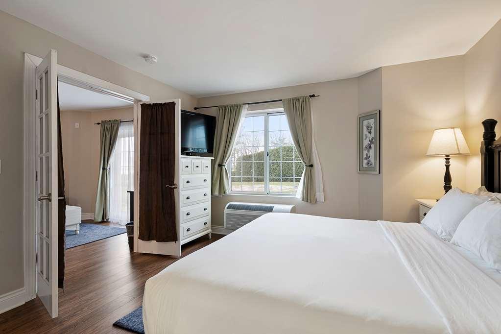 Charlevoix Inn & Suites Surestay Collection By Best Western Cameră foto